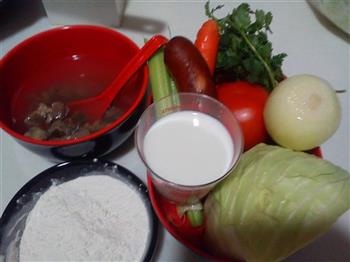 俄式红汤的做法步骤1