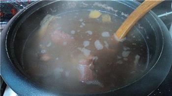 红豆粉葛猪骨汤的做法步骤8
