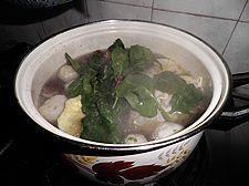 蛋饺鱼丸百叶包汤的做法步骤7