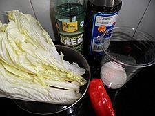 椒香酸辣白菜的做法步骤1