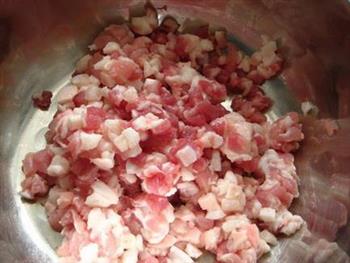 豆角猪肉包的做法步骤1