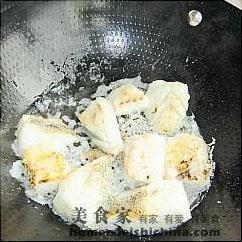 鳕鱼炖豆腐的做法图解4