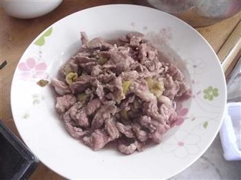 野山椒牛肉的做法步骤3
