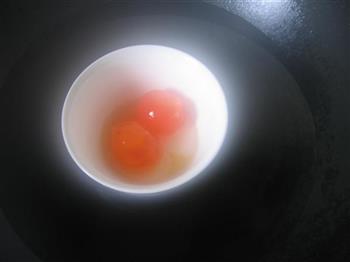 咸蛋黄焗南瓜条的做法图解2