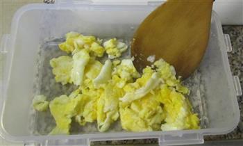 奇味木耳炒鸡蛋的做法步骤5