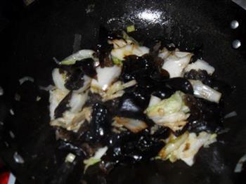 肉丸黑白菜的做法步骤5
