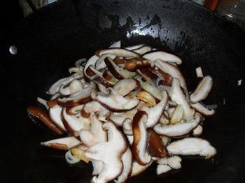 香菇扒油菜的做法步骤6