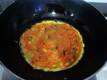 胡萝卜炒鸡蛋的做法步骤4