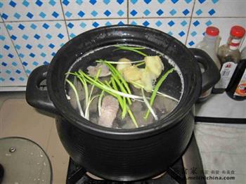 胡萝卜牛肉汤的做法步骤4