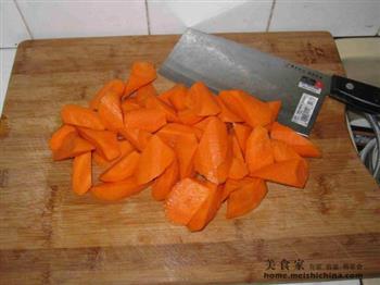胡萝卜牛肉汤的做法步骤6
