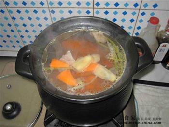 胡萝卜牛肉汤的做法步骤7