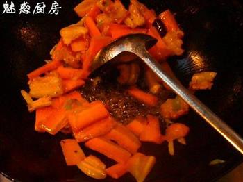 胡萝卜炒白菜的做法图解4