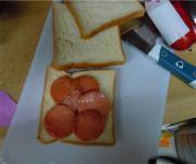 火腿三明治的做法步骤1