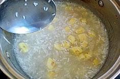 香蕉米酒甜汤的做法步骤7