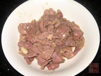 猪肉炒西葫芦的做法步骤4