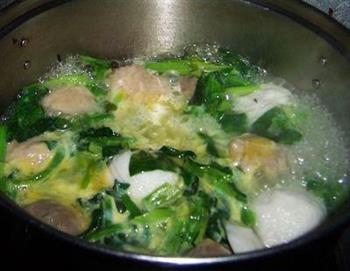 菠菜鱼丸蛋花汤的做法步骤8