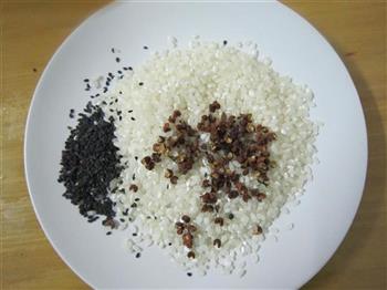米粉蒸肉的做法步骤1