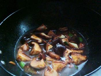 香菇苔菜炒肉的做法步骤9