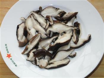 香菇红椒西葫芦的做法步骤3