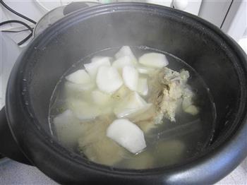 萝卜猪骨汤的做法步骤7