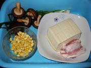 香菇酱扒豆腐的做法步骤1