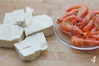 紫晶藻鲜虾豆腐汤的做法步骤4