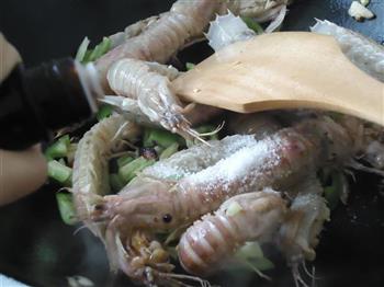 红烧麻辣虾菇的做法步骤9