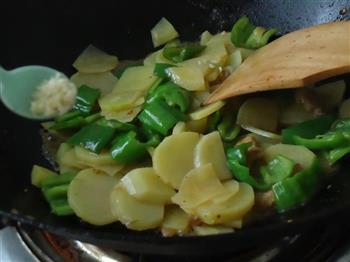 青椒土豆片的做法步骤8