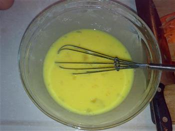 胡萝卜青椒炒蛋的做法步骤2