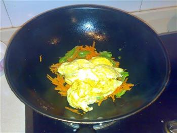 胡萝卜青椒炒蛋的做法步骤8