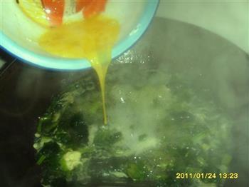 菠菜鸡蛋汤的做法步骤8