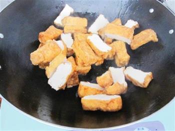 蚝油焖红烧豆腐的做法步骤3