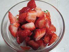 草莓牛奶西米露的做法图解3