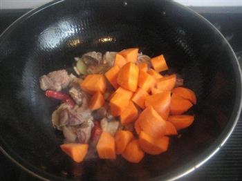 胡萝卜烧羊肉的做法步骤5