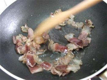 蕨菜炒腊肉的做法图解7
