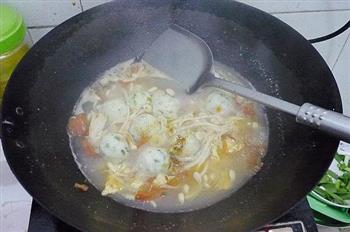 番茄鱼丸蛋汤的做法步骤5
