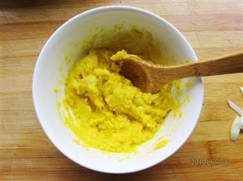 蛋黄焗南瓜的做法步骤5