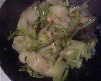 小炒菜苔的做法步骤3