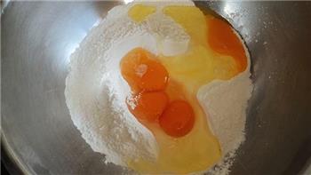 蒲公英鸡蛋煎饼的做法步骤2