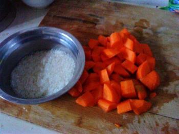 胡萝卜粥的做法步骤2
