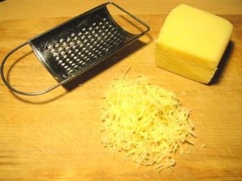 葡萄干乳酪马芬的做法步骤2
