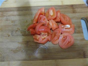 西红柿鸡蛋面的做法步骤2