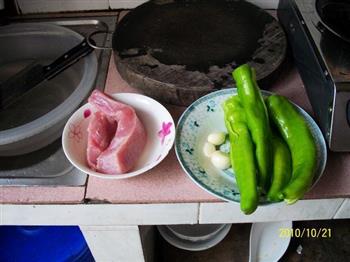 青椒肉片的做法步骤1
