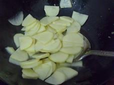 尖椒土豆片的做法图解3