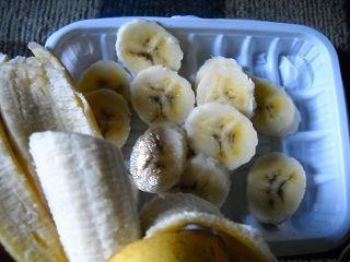 香蕉百合银耳羹的做法步骤5