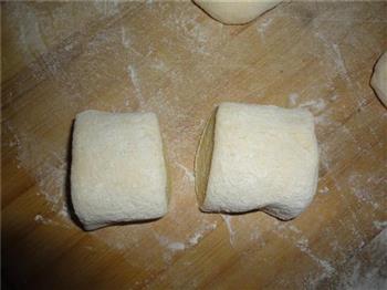 玉米面糖三角的做法步骤3
