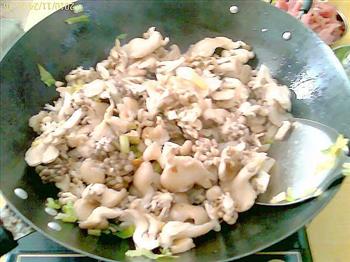 浓香菌菇汤的做法步骤5