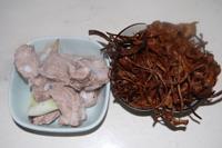 茶树菇烧排骨的做法步骤1