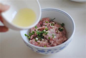 蛤蜊冬瓜肉丸汤的做法步骤2