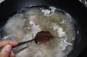 土豆排骨酱汤的做法步骤3